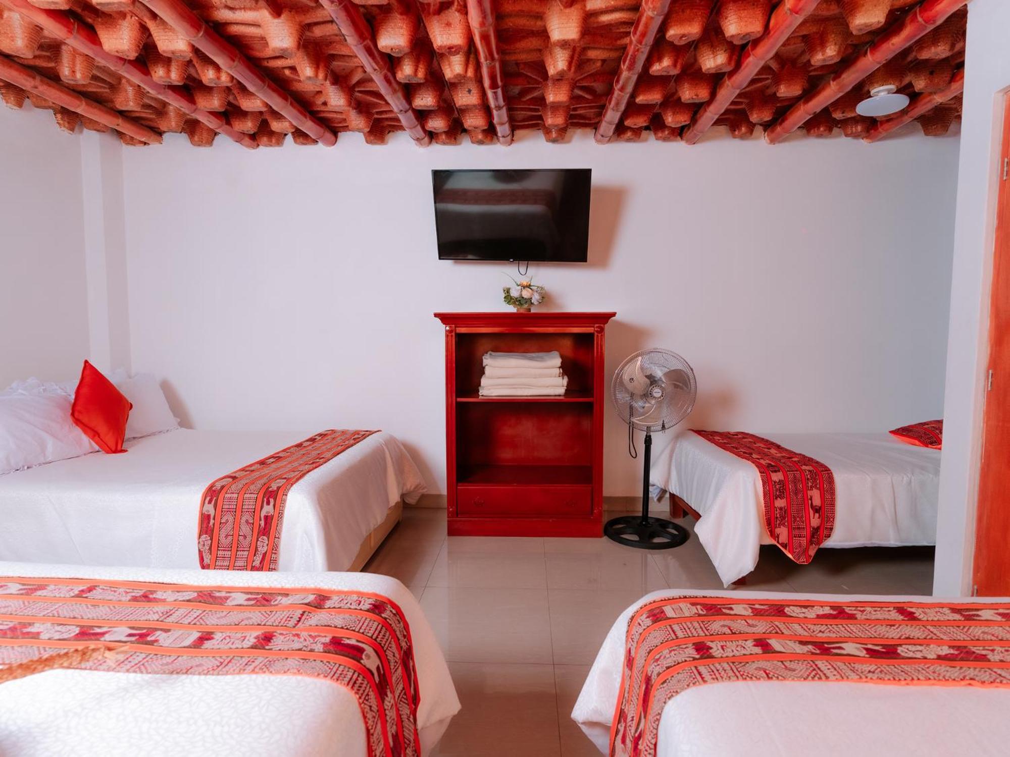 Hotel Vinas Del Sol Eterno Chincha Alta Exterior photo